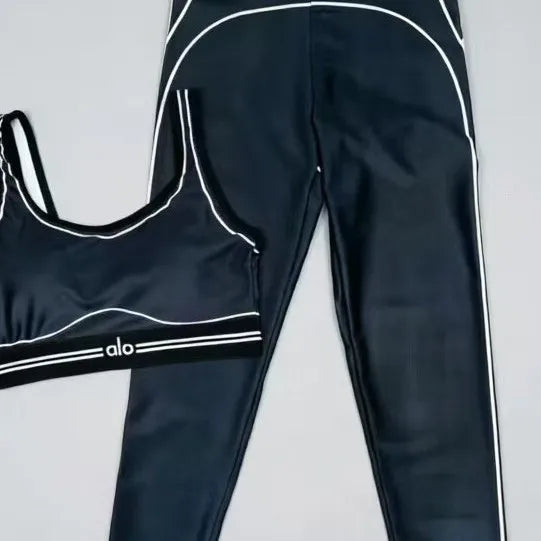 Slim Fit Workout Outfit With Stretch Fabric Graphic Design
