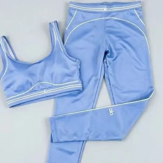 Slim Fit Workout Outfit With Stretch Fabric Graphic Design